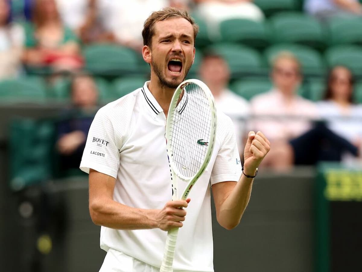 Daniil Medvedev’s love affair with No. 1 Court continues as he stages an epic comeback to beat Christopher Eubanks to reach the Wimbledon semis