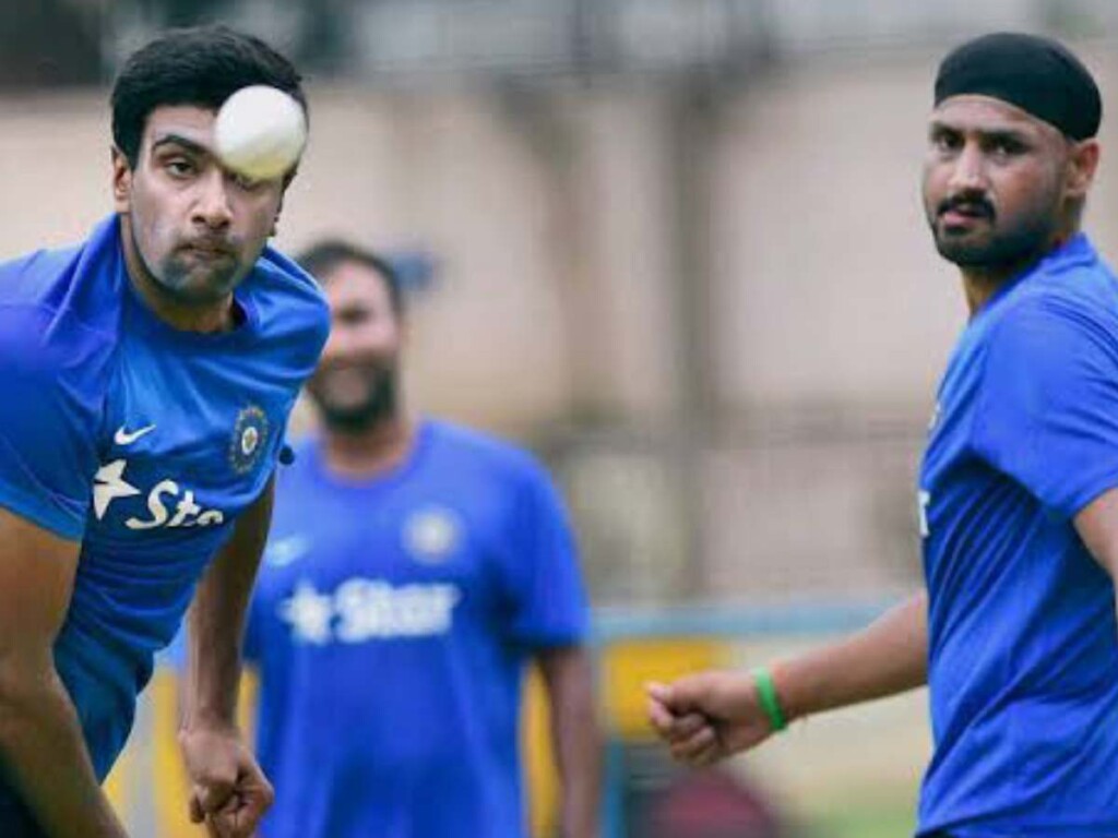 "Don't drink and type"- Harbhajan Singh LAMBASTED heavily by netizens after he ignores Ravichandran Ashwin and misspells names of "5 best Test cricketers"