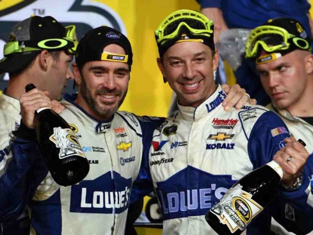 Jimmie Johnson and Chad Knaus (Credits: USA Today FTW)