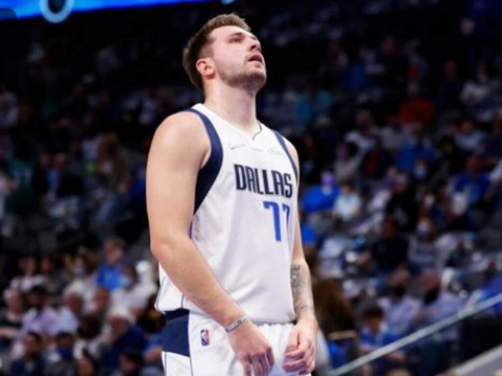 “Moving like a grandpa” – Luka Doncic’s latest workout video leaves NBA Twitter thoroughly UNIMPRESSED 1 Luka Doncic (Credits: Juan Figueroa/The Dallas Morning News)