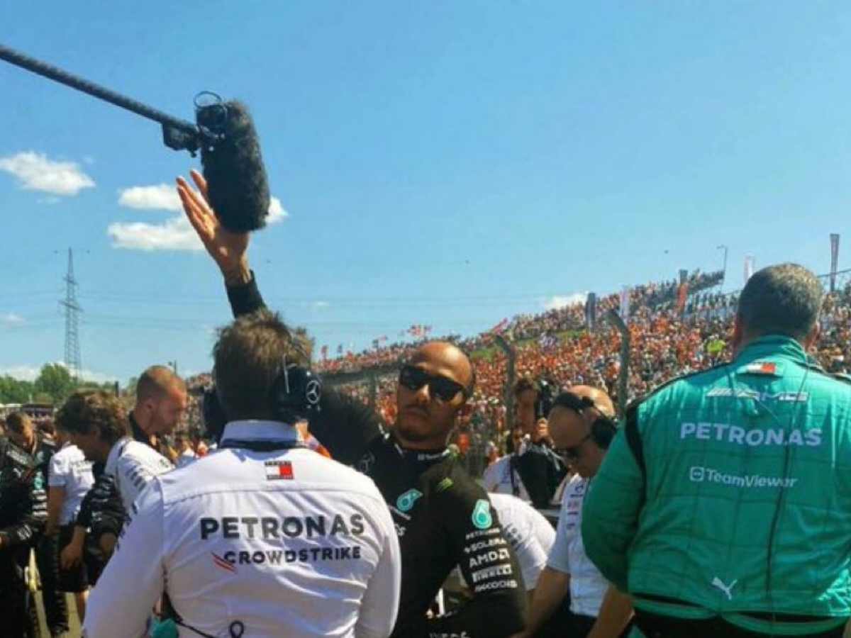 “Just a spoilt child”- F1 fans online show zero mercy for Lewis Hamilton’s privacy after he shuts out ‘Drive to Survive’ cameras ahead of Hungarian GP