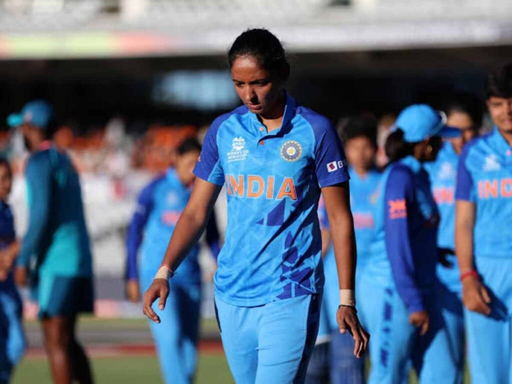 "Disgraceful and atrocious," Mithali Raj can't CONDONE Harmanpreet Kaur's unruly behavior during Bangladesh ODI