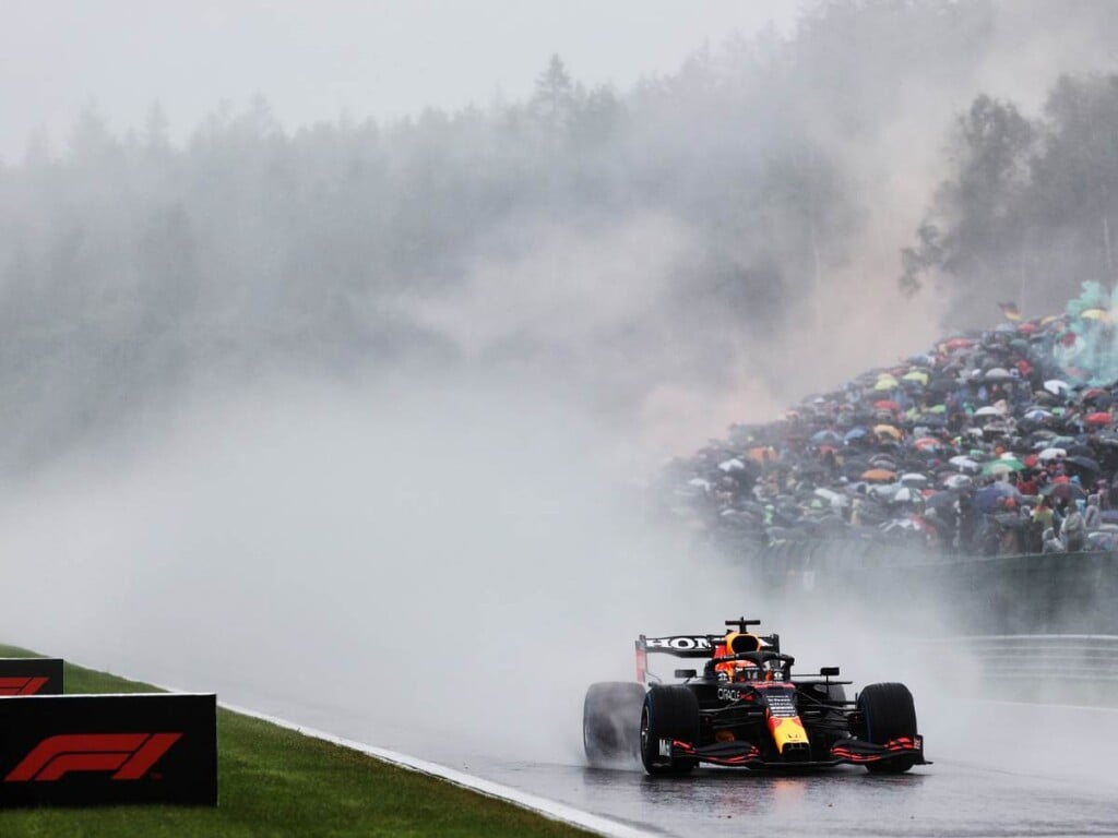 Max Verstappen driving on a wet Spa track in 2021