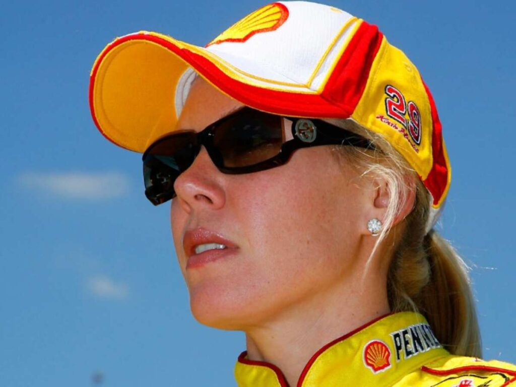 DeLana  Harvick (Credits: FanBuzz)