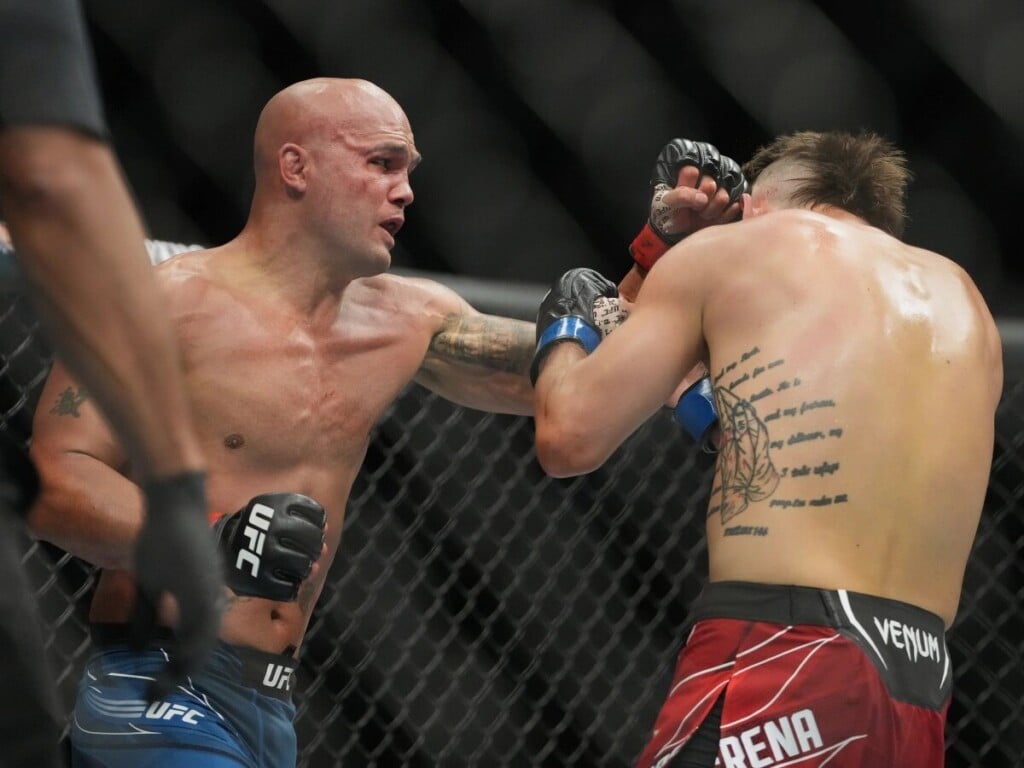 Robbie Lawler retires at UFC 290