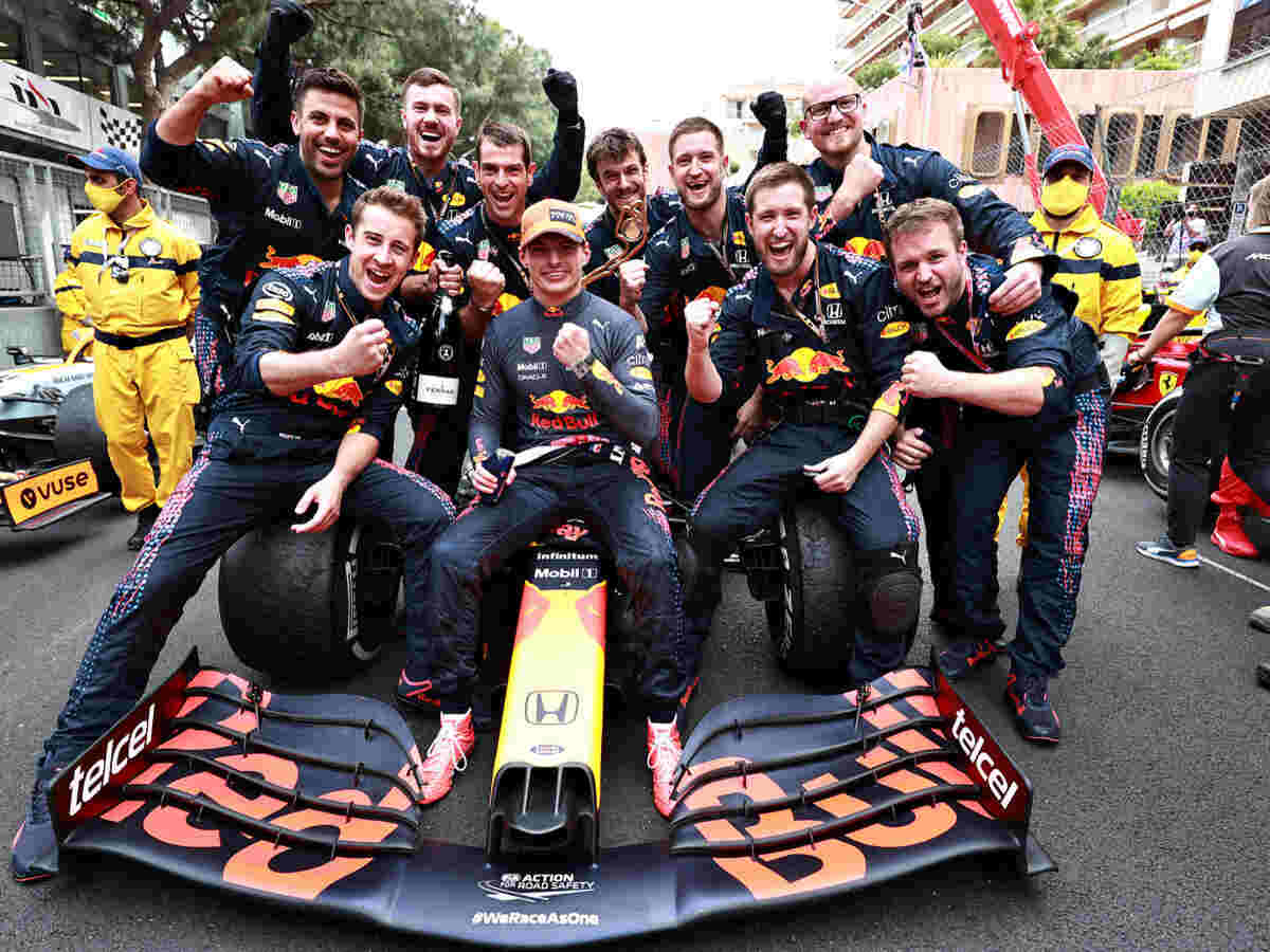 $200 million worth Max Verstappen’s generous gesture to his team steals the show at Hungarian GP weekend