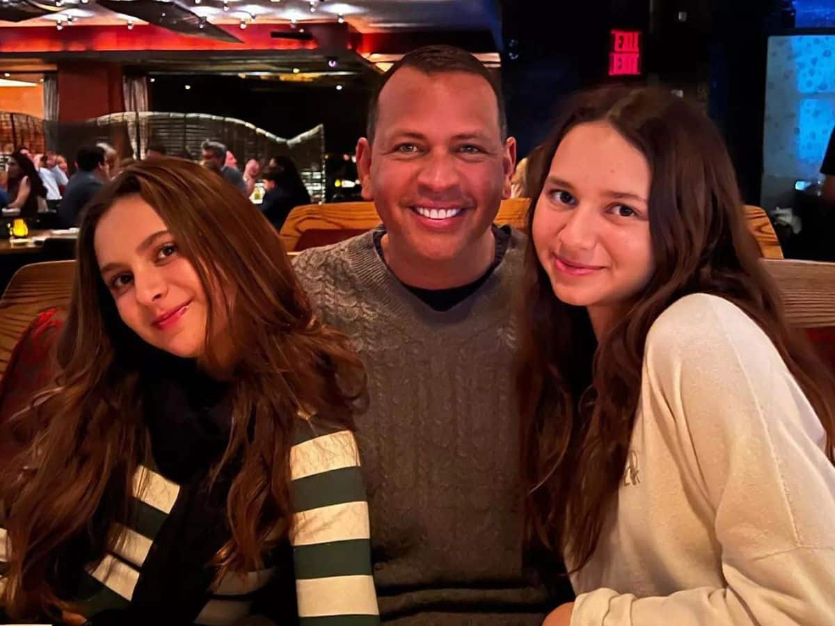 “You have to stand up and learn,” Alex Rodriguez inspires daughters with powerful parenting, teaching resilience through honesty and trust