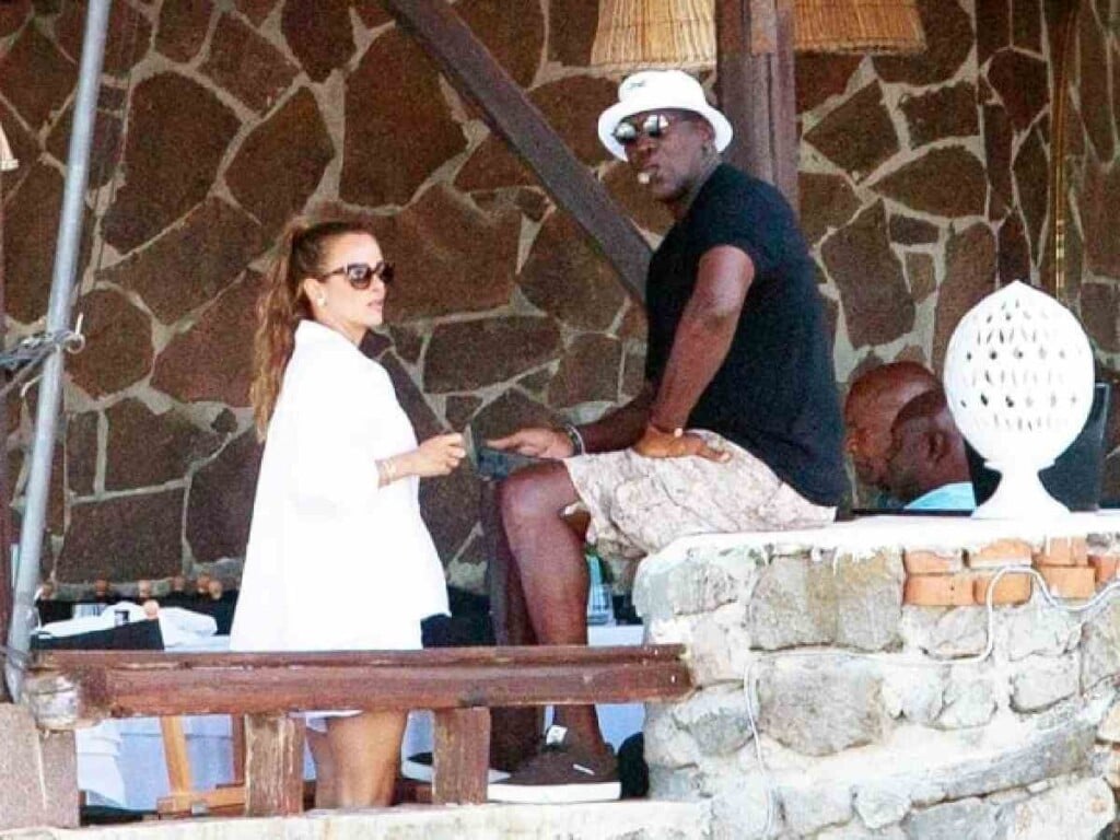 Michael Jordan and his wife enjoying their vacation