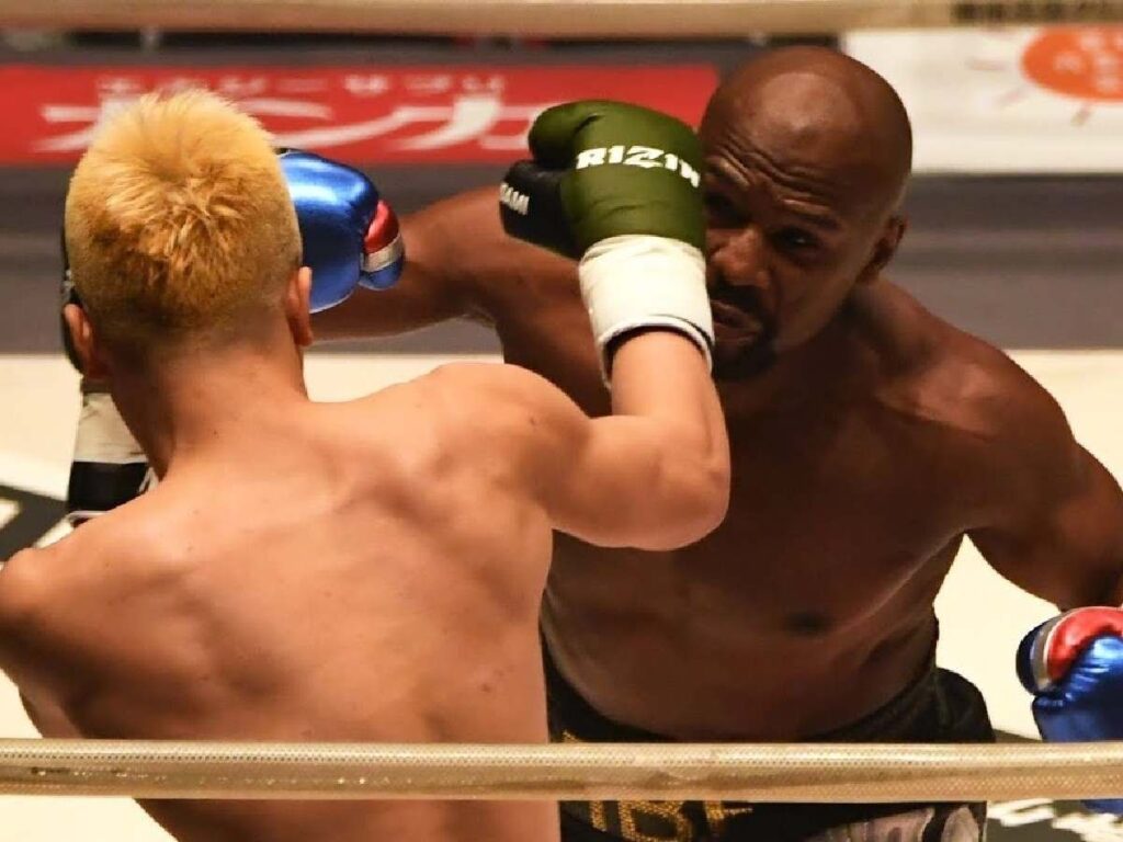 Floyd Mayweather against Tenshin Nasukawa