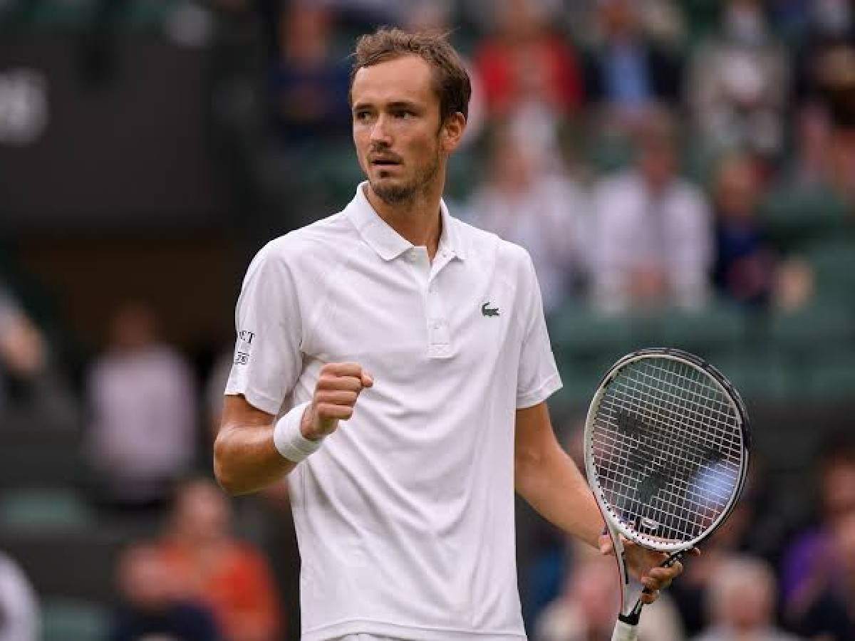 Daniil Medvedev claims he’s not ‘SCREAMING’ like Rafael Nadal on the court as he compares their on-court demeanours