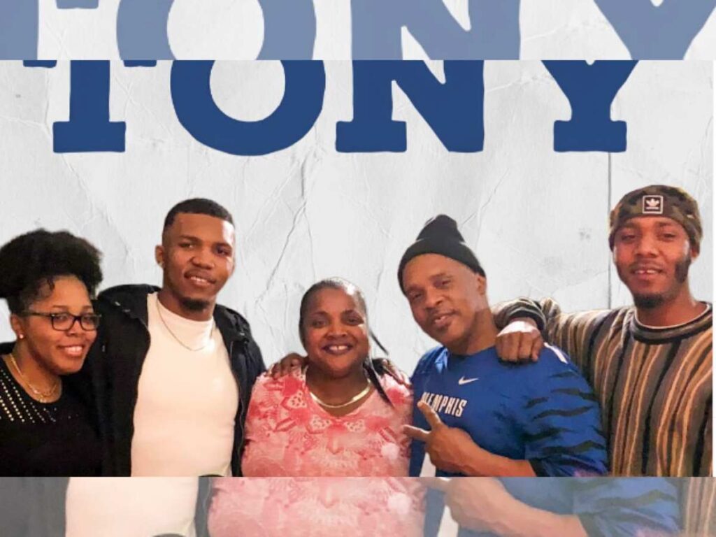 Tony Pollard family