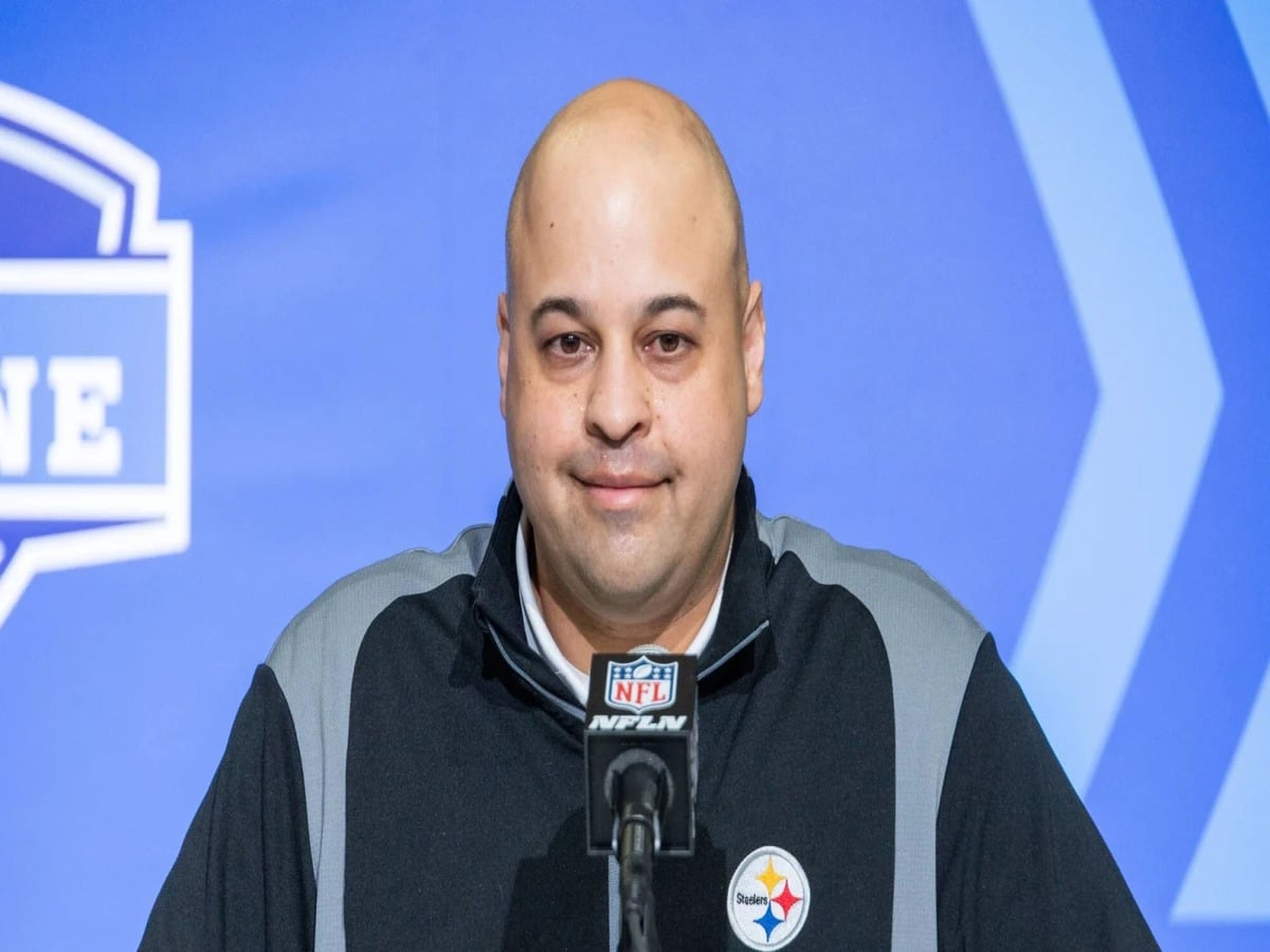 Steelers GM Omar Khan subtly BLAMES quarterbacks for the affected ‘running back’ market as Bengals QB Joe Burrow eyes the biggest contract in NFL history