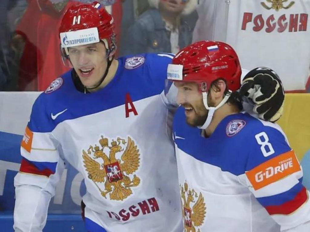 Alex Ovechkin and Evgeni Malkin [Image Credit: RMNB]