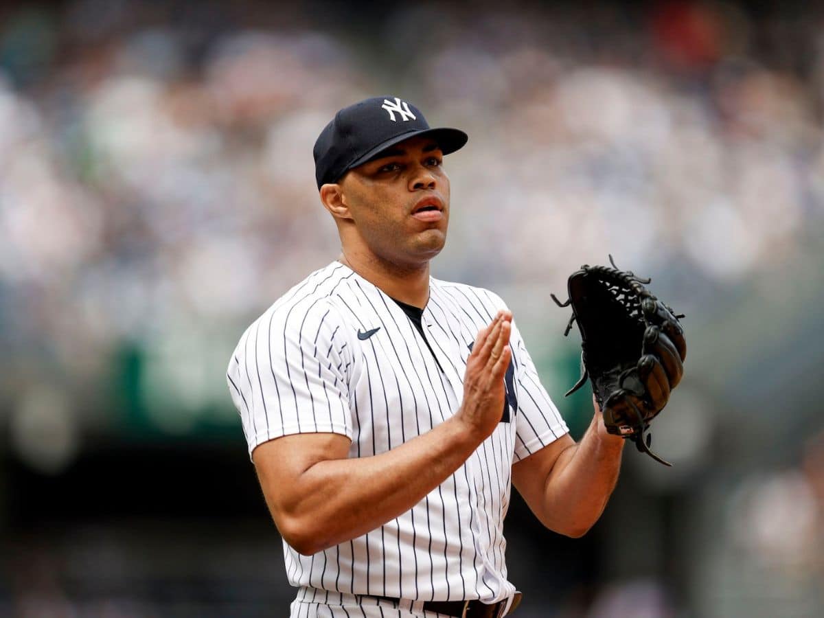 “Wow typical Yankees behavior!” –  Jimmy Cordero gets THRASHED by fans following 76-game suspension for violating MLB’s domestic violence policy