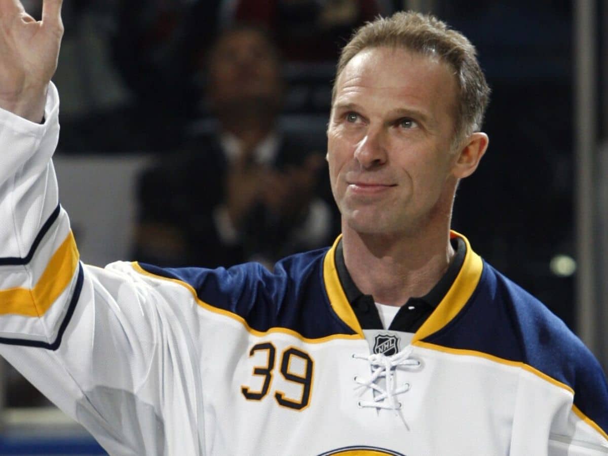 NHL great Dominik Hasek takes MASSIVE swipe at Russian and Belarusian athletes demanding Olympic suspension amid ongoing war