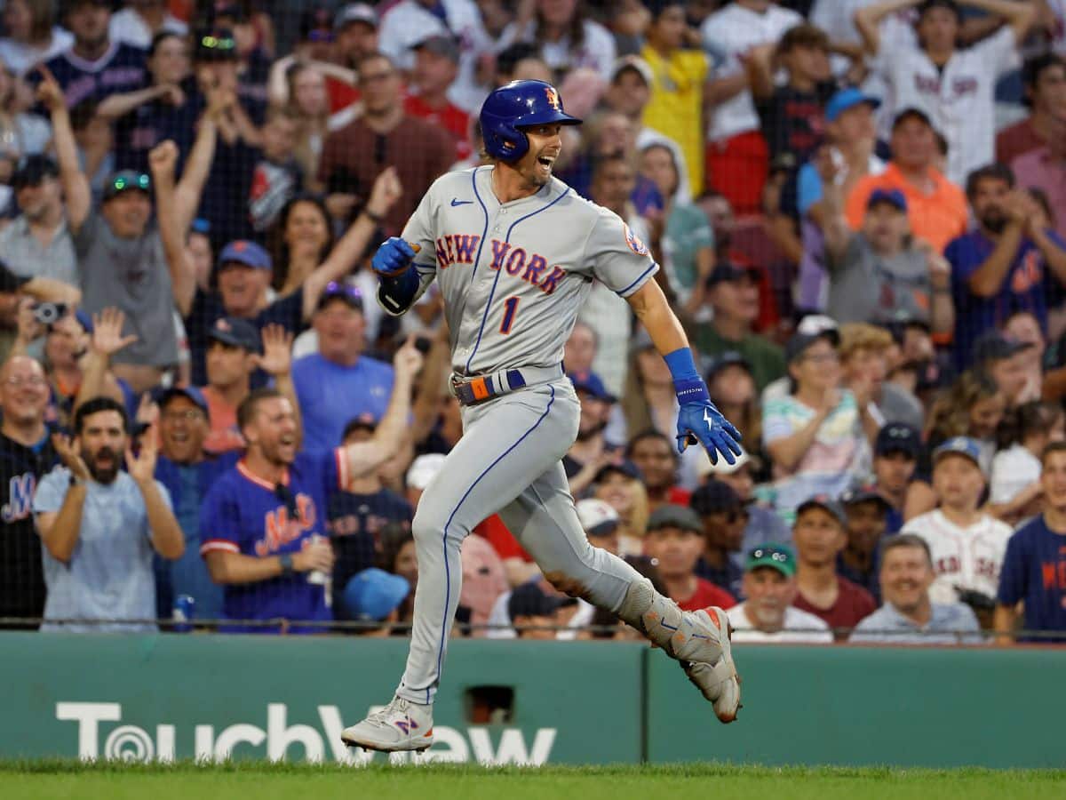 WATCH: “Red Sox pulled a Mets” – Jeff McNeil records little league home run following DISASTROUS fielding error against Red Sox, MLB Twitter reacts