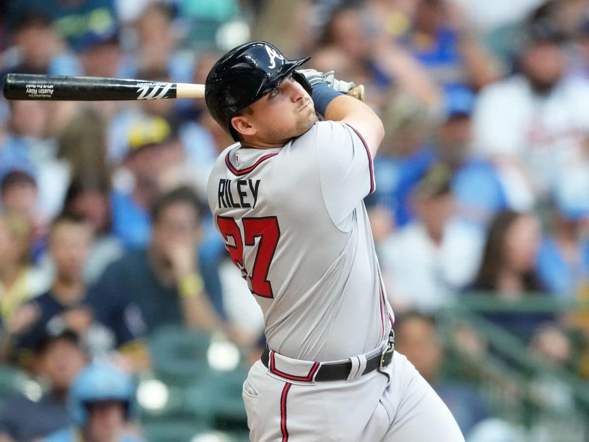 WATCH: Braves’ Austin Riley records fifth straight game with home run, ties longest streak in franchise history