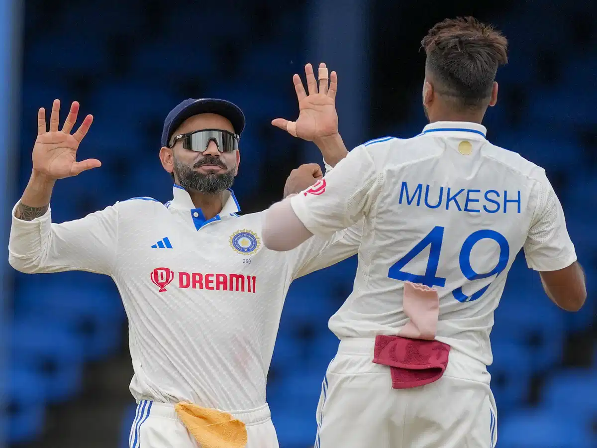 “The man I have watched all these years,” Mukesh Kumar reveals how Virat Kohli’s gesture towards him in 2nd Test made him feel “great”