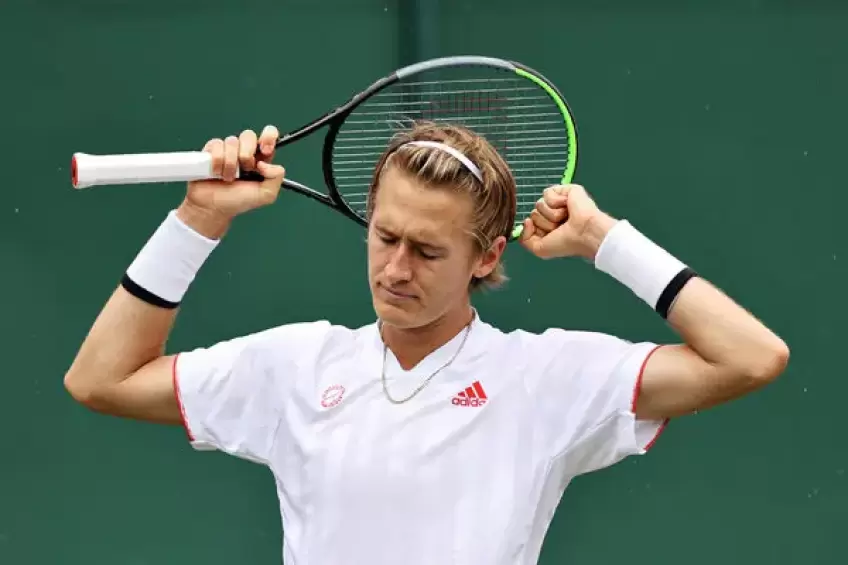 “Biggest upset in twenty years omg” – Sebastian Korda becomes the laughing stock of fans after his first-round exit having earlier called himself a favorite for Wimbledon