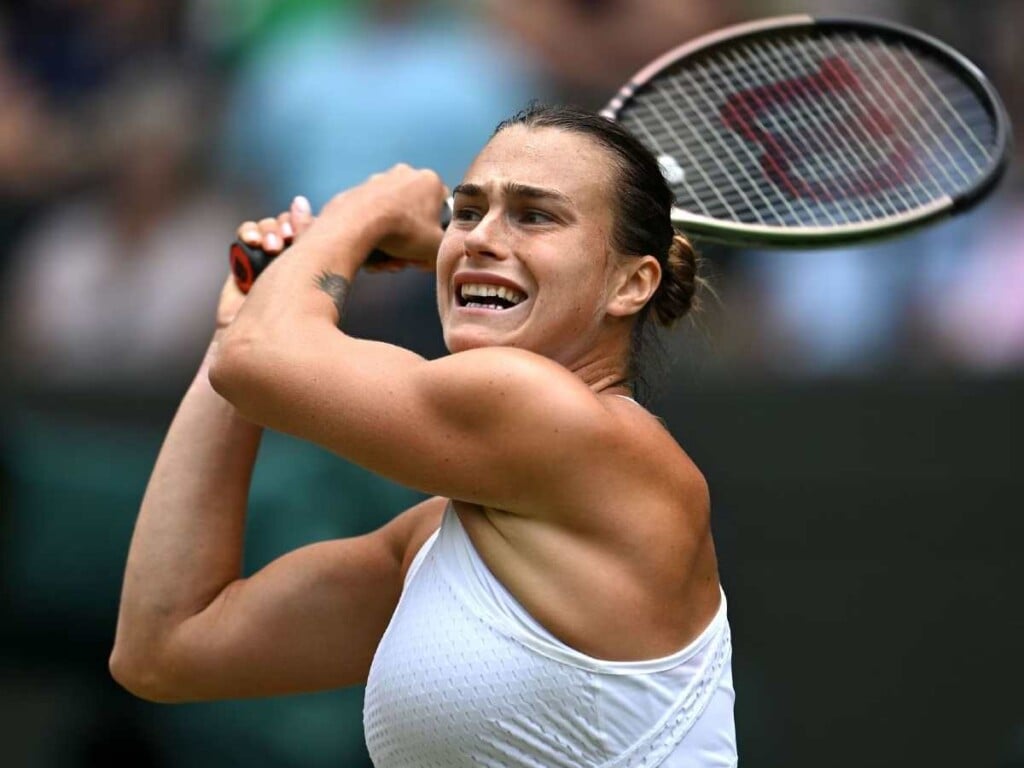 Aryna Sabalenka not surprised over reception on Centre Court as Ons Jabeur thanked Wimbledon crowd for helping her defeat the Belarusian