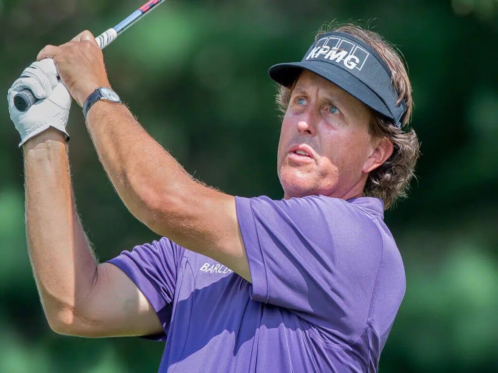 Phil Mickelson ( Image via Wikipedia )