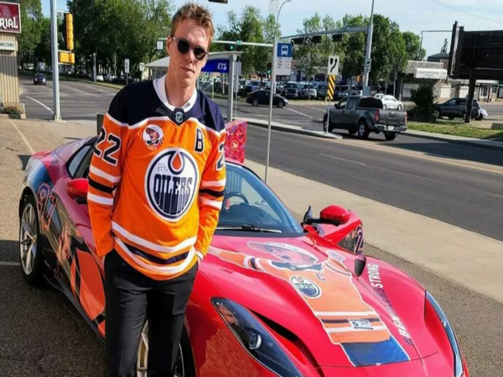 Connor McDavid ( Image via NHL )