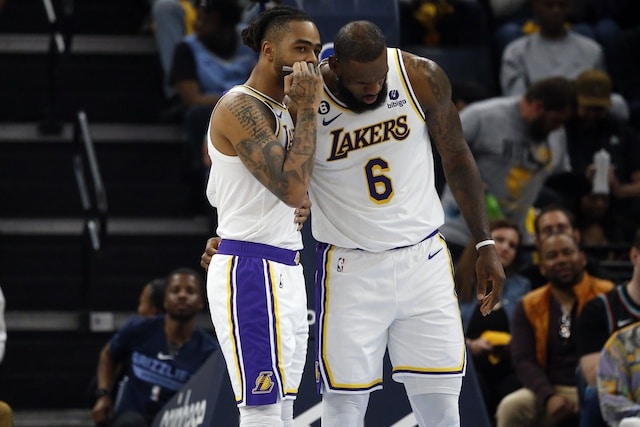 D'Angelo Russell (1) and forward LeBron James (6)