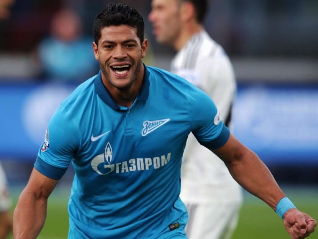 Hulk's celebration after scoring goal