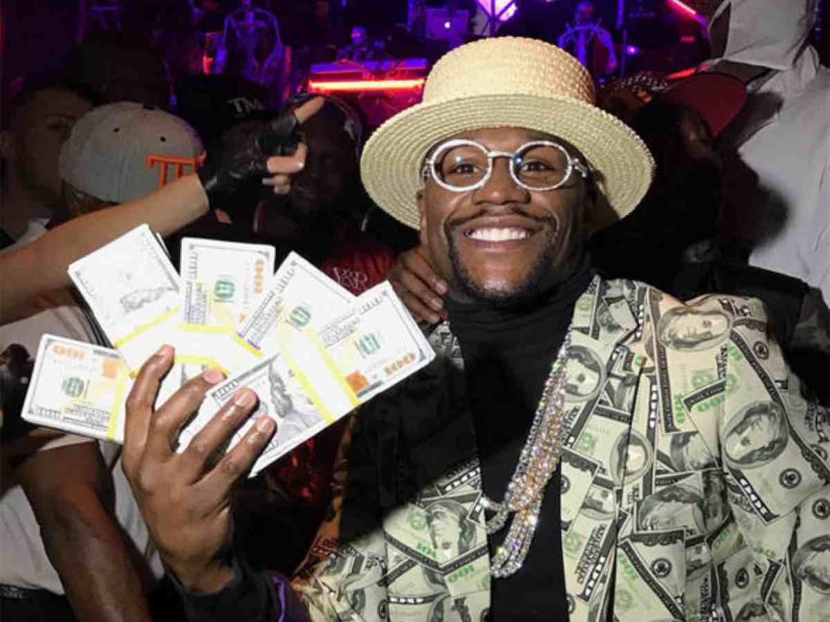 “I know you got a Nike Deal but ain’t no athlete,” When Floyd Mayweather put out a friendly threat to $450 million worth Hollywood star