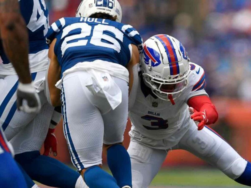 Damar Hamlin tackling a Colts player