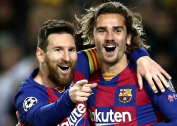 (L) Messi and (R) Griezmann celebrating a goal during their time at Barcelona (Source: Getty/Goal)