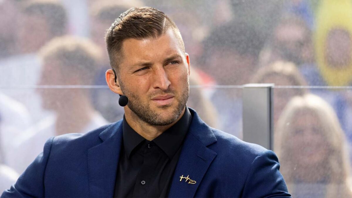 Tim Tebow’s Florida teammates employed BOLD tactic of chasing the former QB with pictures of naked women to probe virginity
