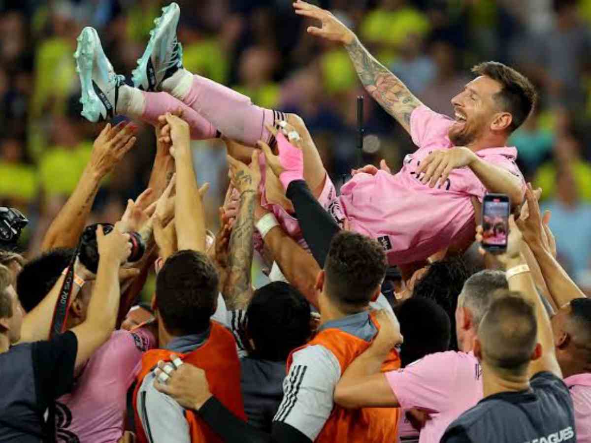 Inter Miami teammates lift Lionel Messi after their victory against Nashville in the final.