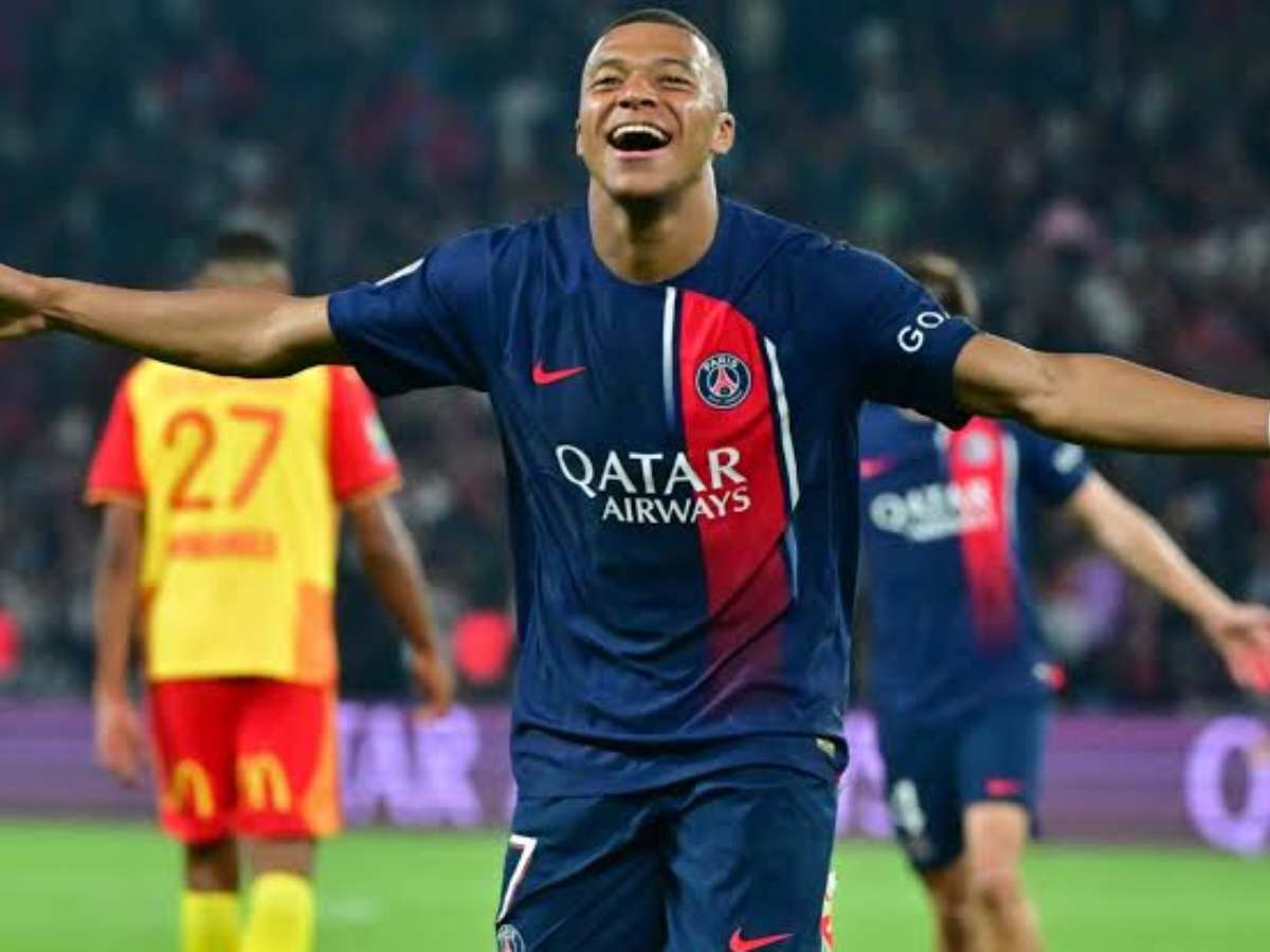 Mbappe after scoring vs Lens in Ligue 1