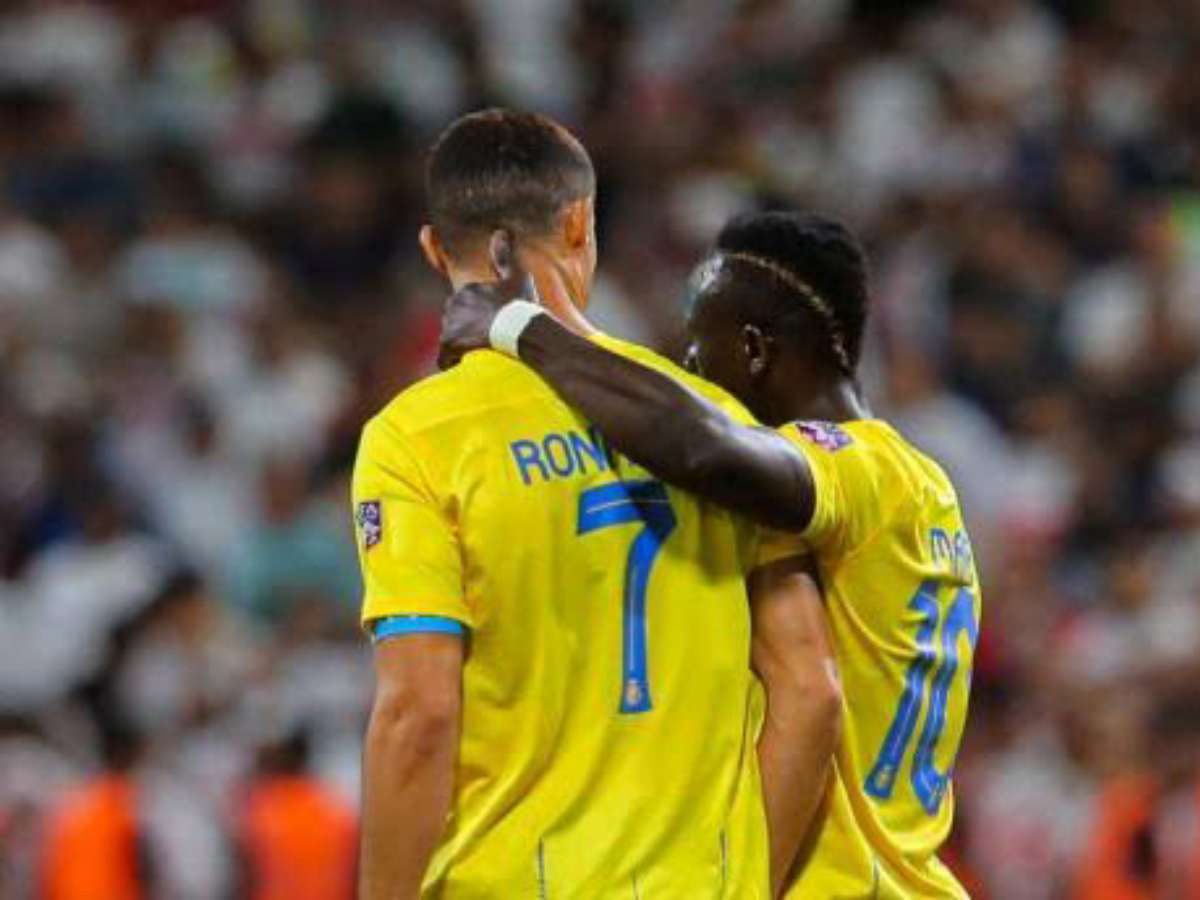 Ronaldo and Mane during the game against Al Fateh. 