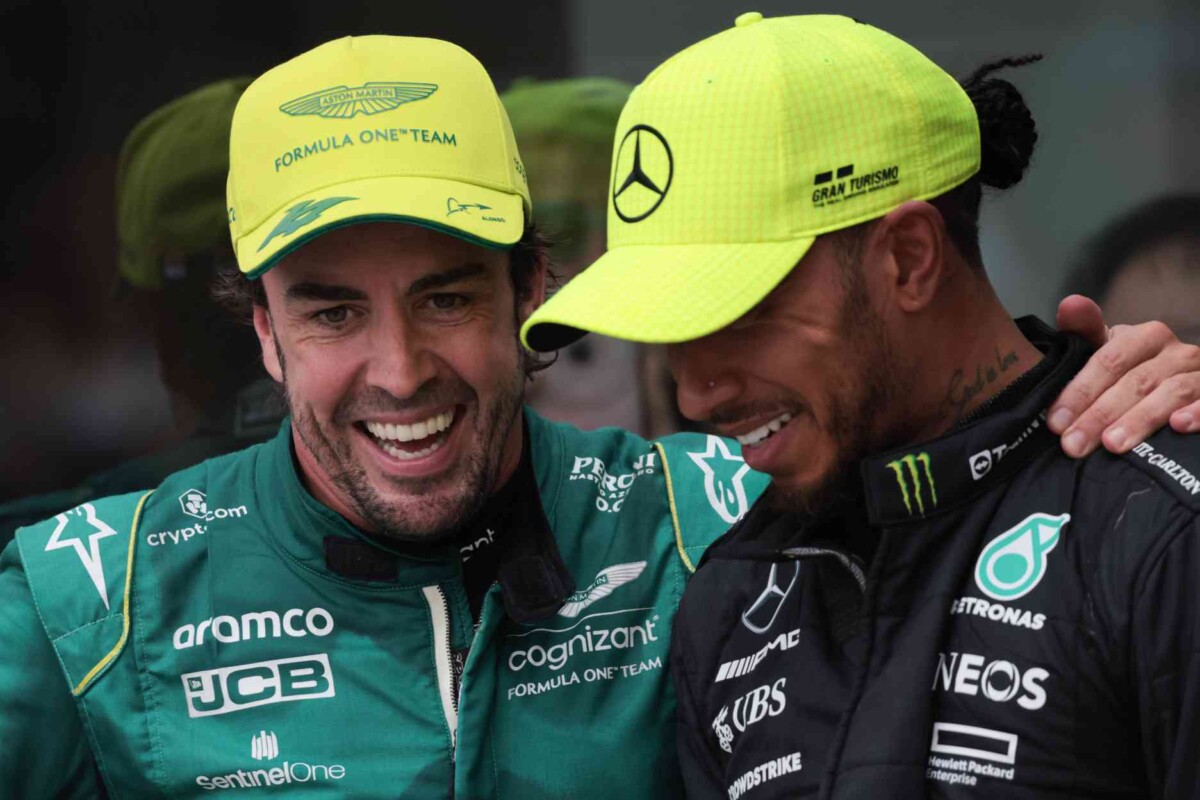 Fernando Alonso and Lewis Hamilton (image via IMAGO)