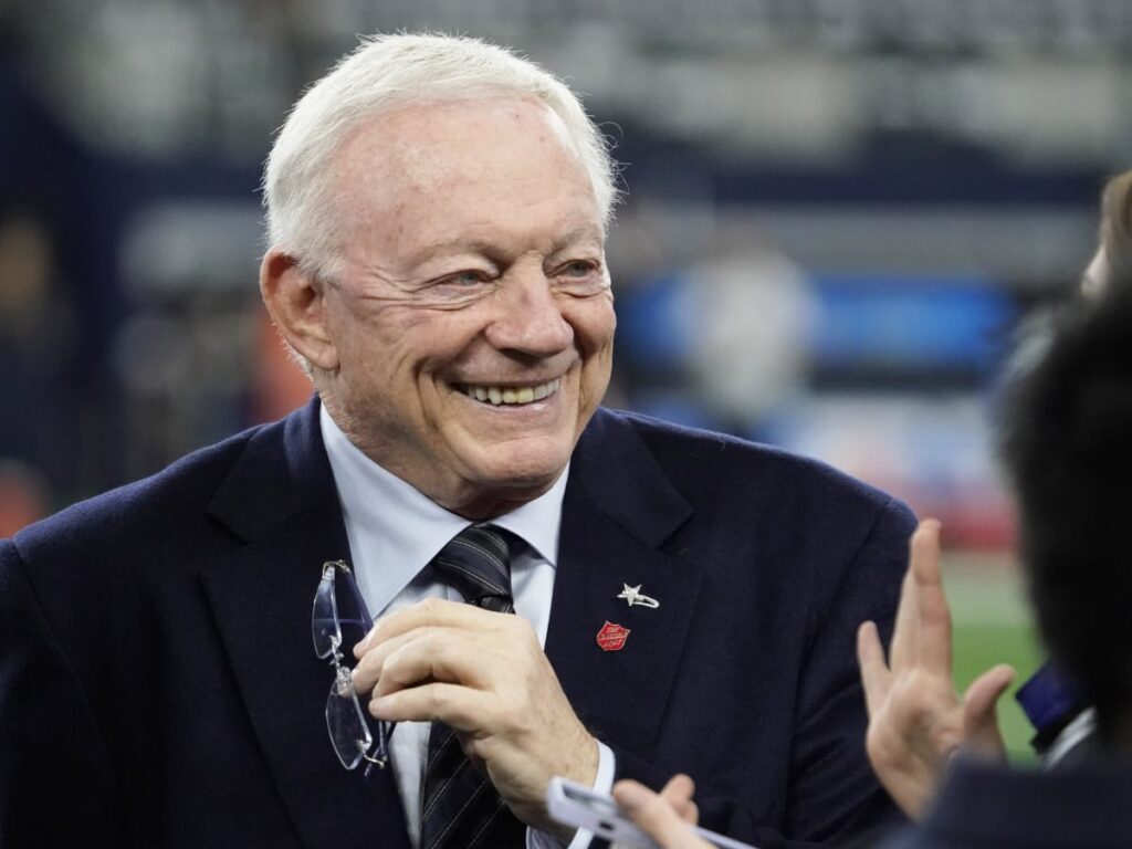 Jerry Jones 