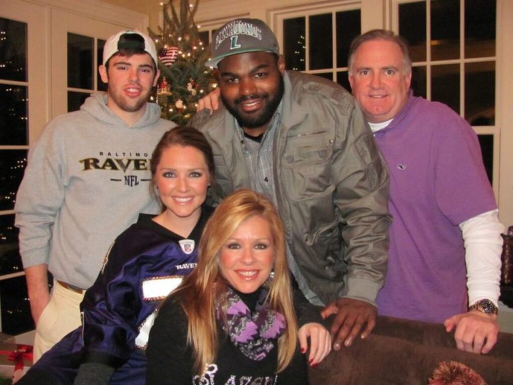 leigh anne tuohy and michael oher        
        <figure class=