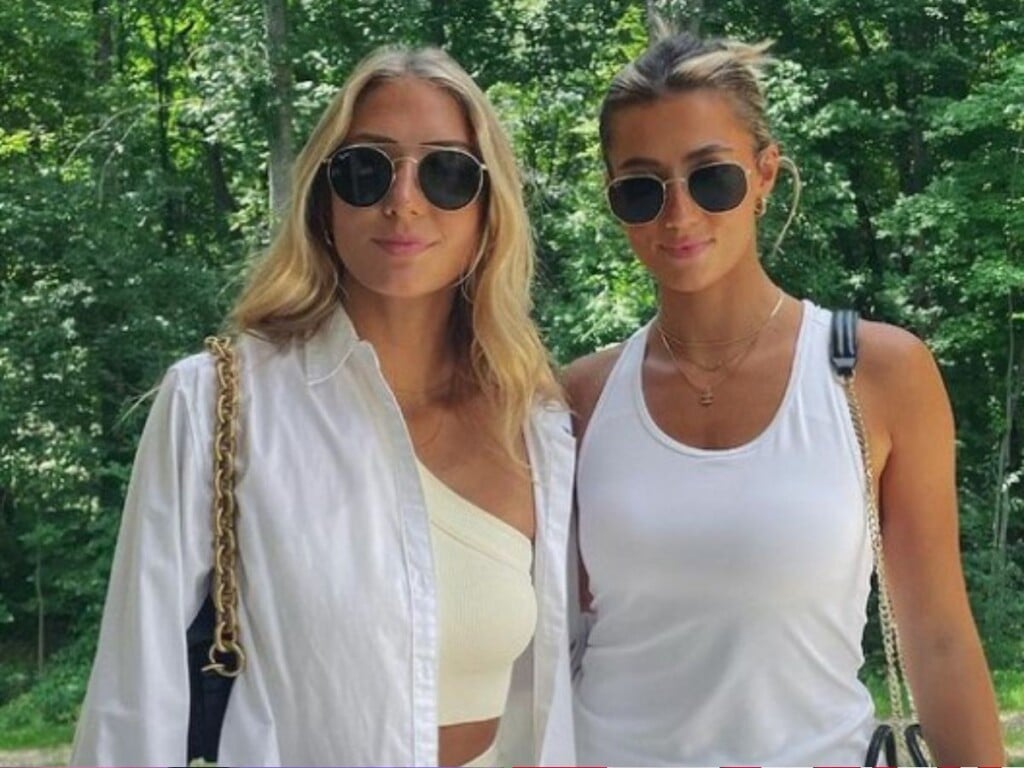 Estelle Schneider and Lilia Schneider ( Image via Instagram )