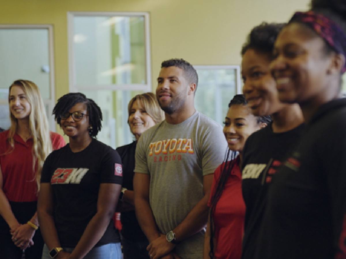 Bubba Wallace joins hands with his $580 million worth sponsor to help underprivileged Children in North Carolina 