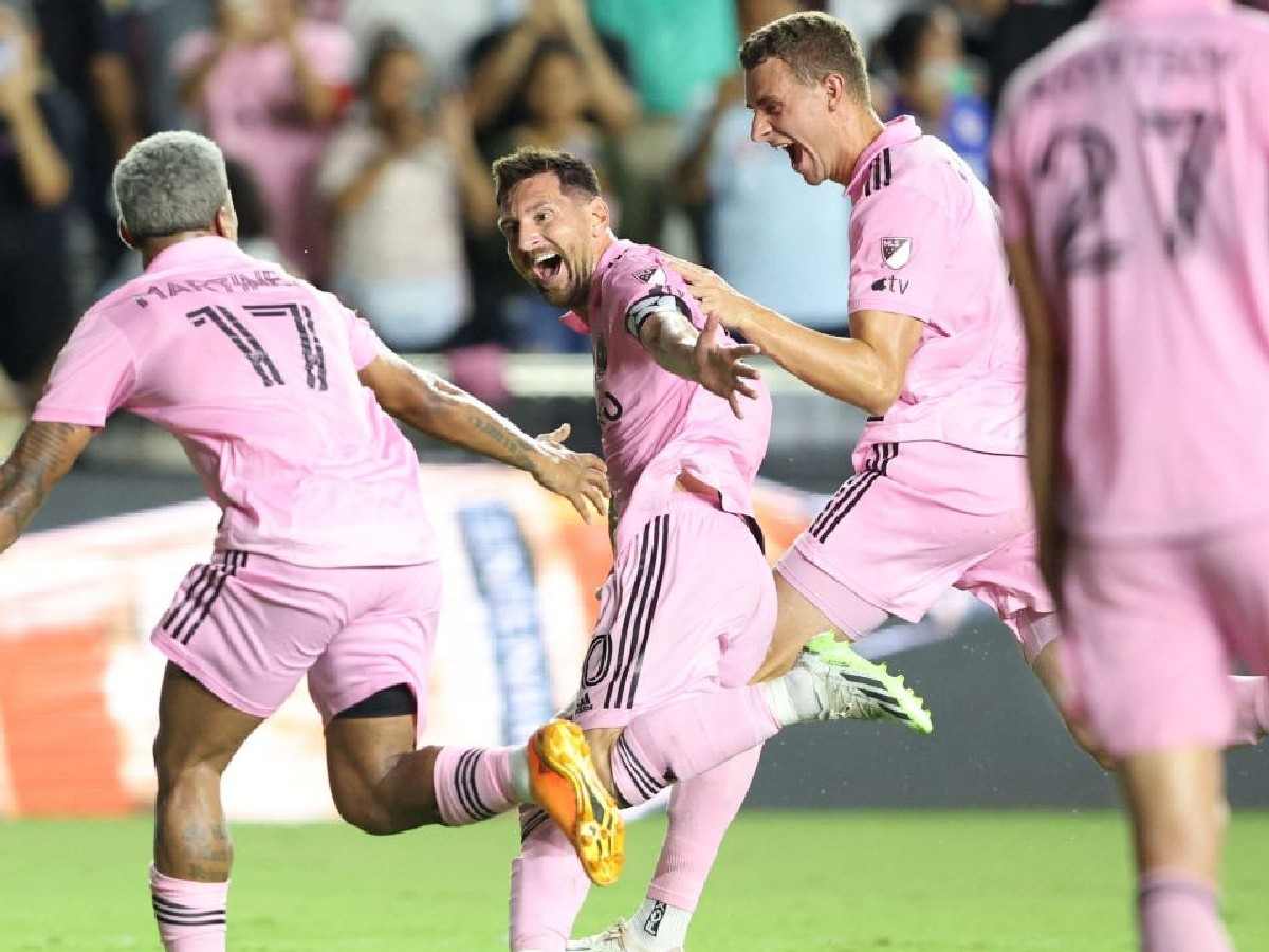 WATCH: Lionel Messi gives victory hugs to Victoria and David Beckham upon his first title win for Inter Miami