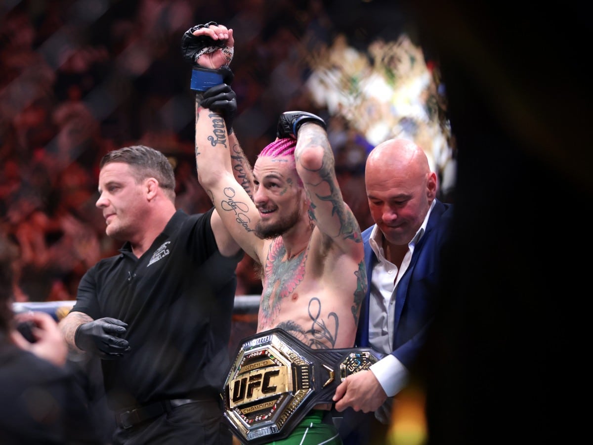 Sean O'Malley wins the title at UFC 292