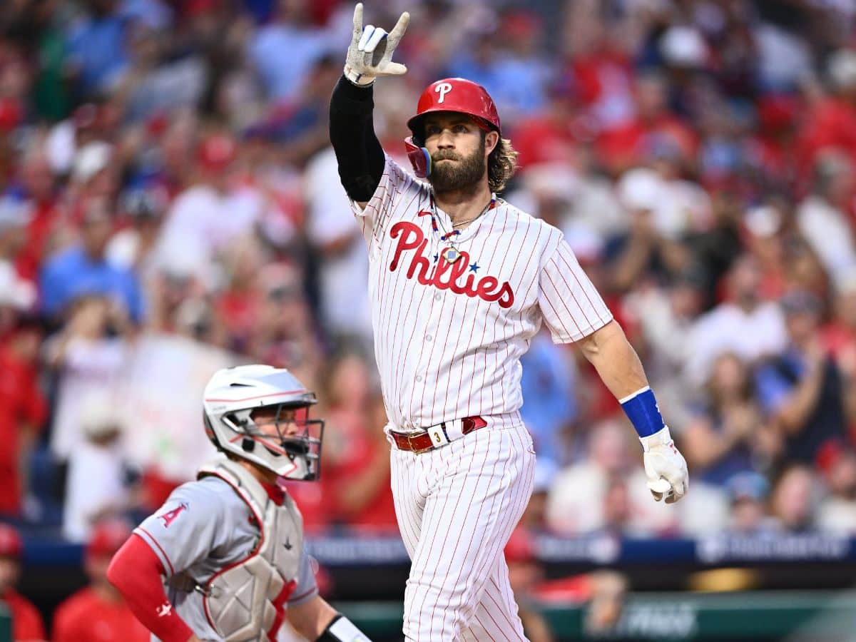 Bryce Harper stares down Orlando Arcia after hitting two home runs – NBC  Connecticut