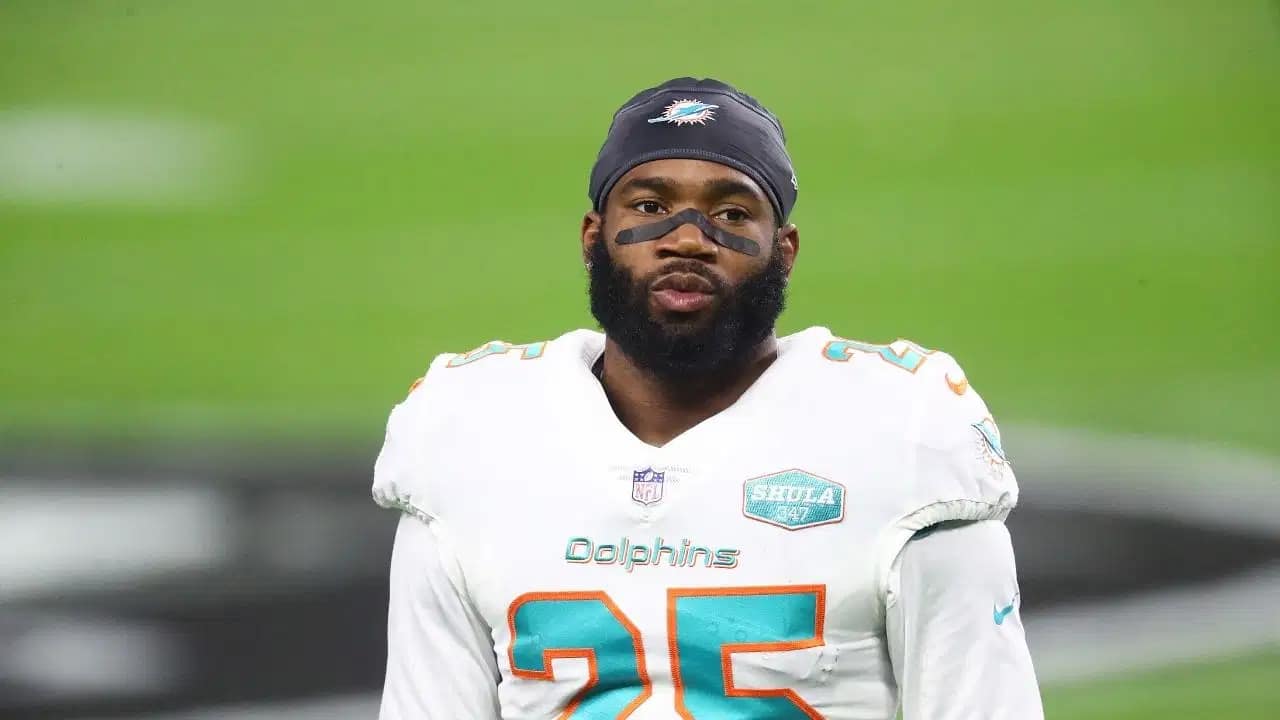 Dolphins star Xavien Howard faces lawsuit for allegedly filming and sharing s*x tape without partner’s consent