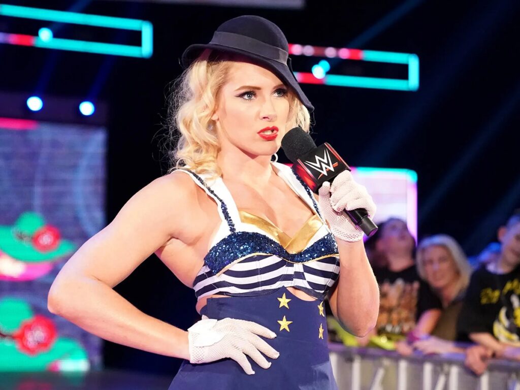 Lacey Evans