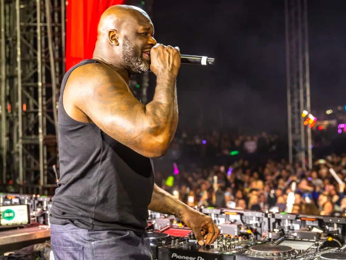 Shaquille O’Neal shows off INCREDIBLE success in new career, draws 115,000 people to latest show