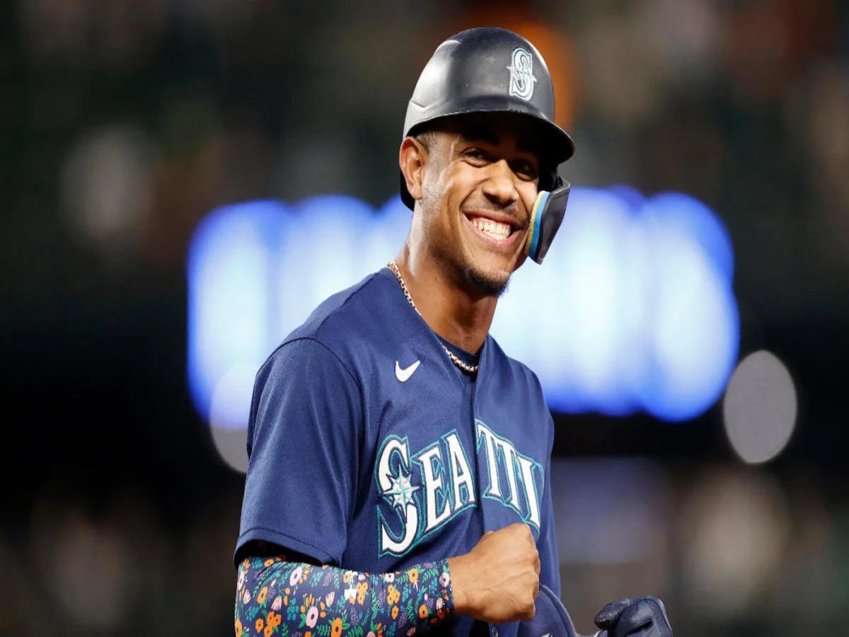 Julio Rodriguez makes MLB HISTORY with 14 hits, and 5 steals in a four-game marvel defining Mariners’ triumph