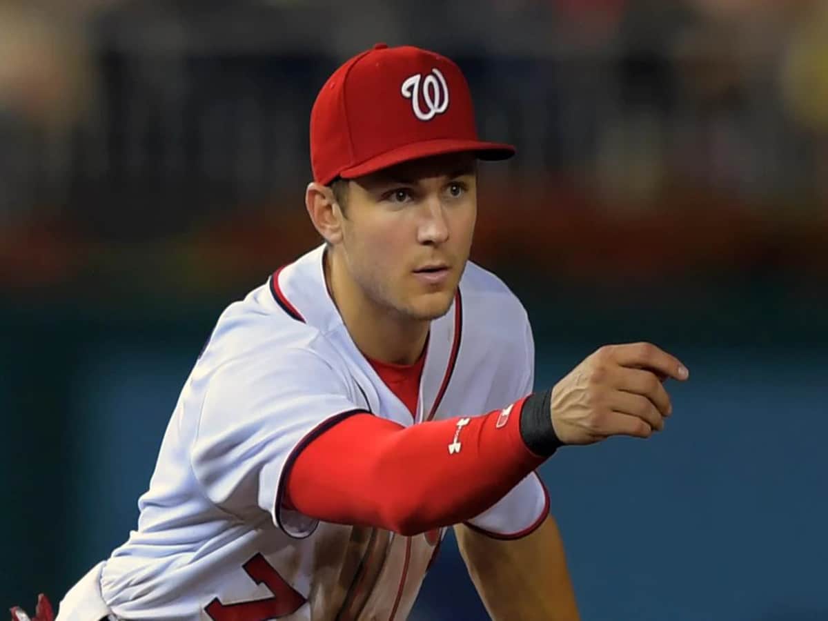 “Go project your feelings elsewhere” – Fans ROAR as Trea Turner’s emotional ovation sparks intense debate on social media, MLB Twitter reacts