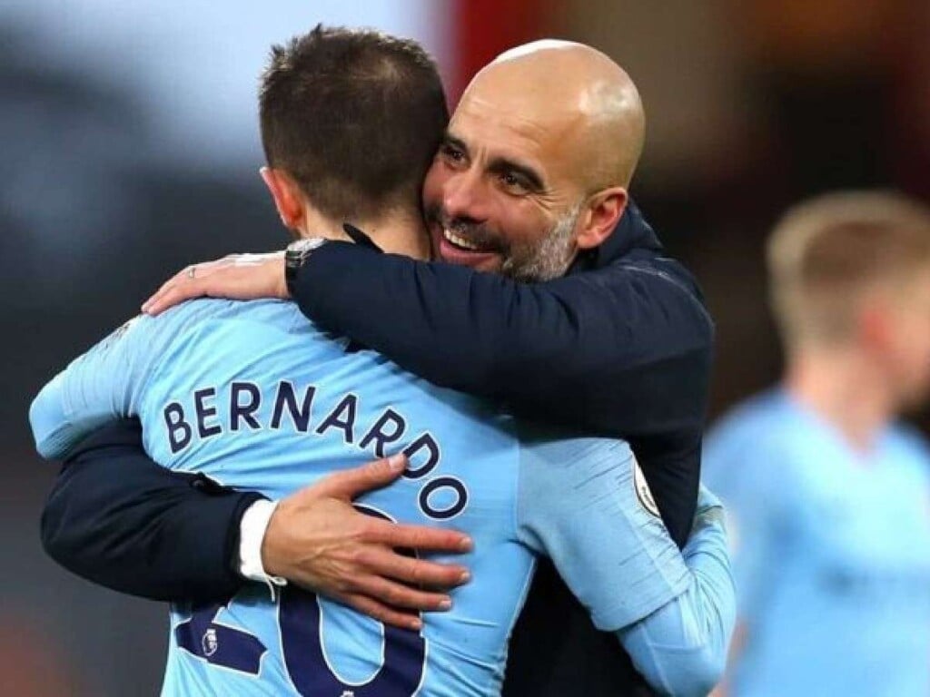 Guardiola with Bernardo Silva.