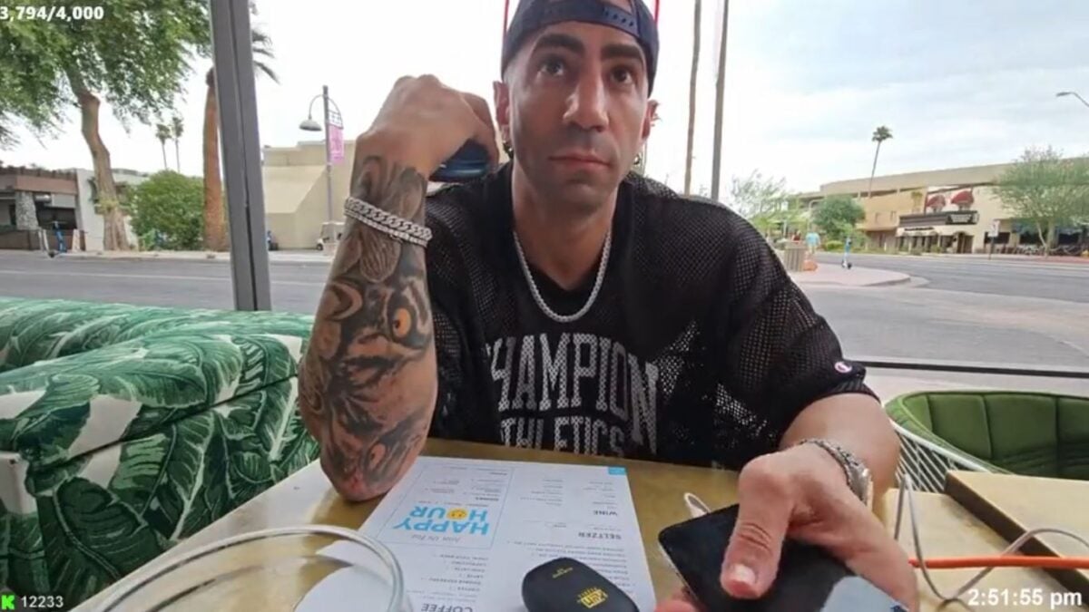 FouseyTube getting kicked out of restaurant after they received bomb threats from fans